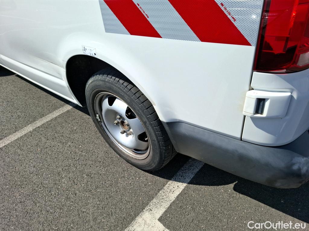  Volkswagen  Transporter VOLKSWAGEN  / 2019 / 4P / Fourgon tôlé 2.0 TDi 150 4MO L1H1 Business Line #25