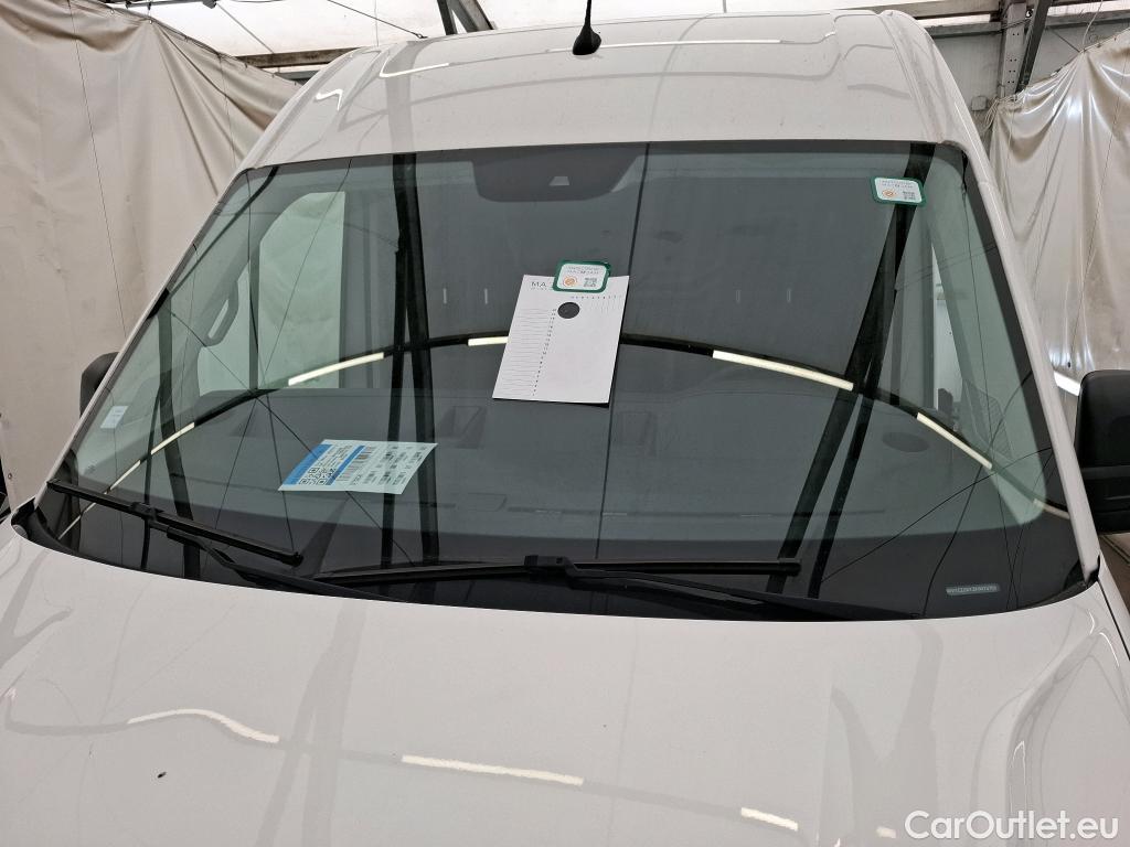  Volkswagen  Crafter  Fourgon 35 Fourgon L4H3 FWD 2.0 TDI 140CV BVM6 E6 #33