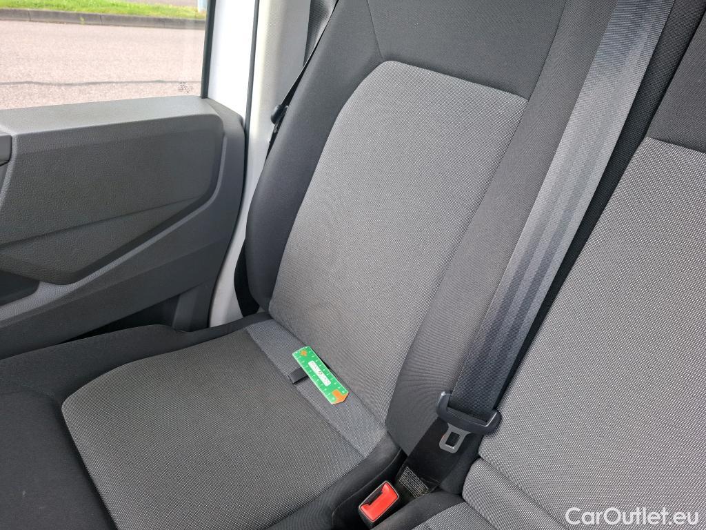  Volkswagen  Crafter  Fourgon Fourgon 35 mittlerer Radstand mit Hochdach FWD 2.0 #14