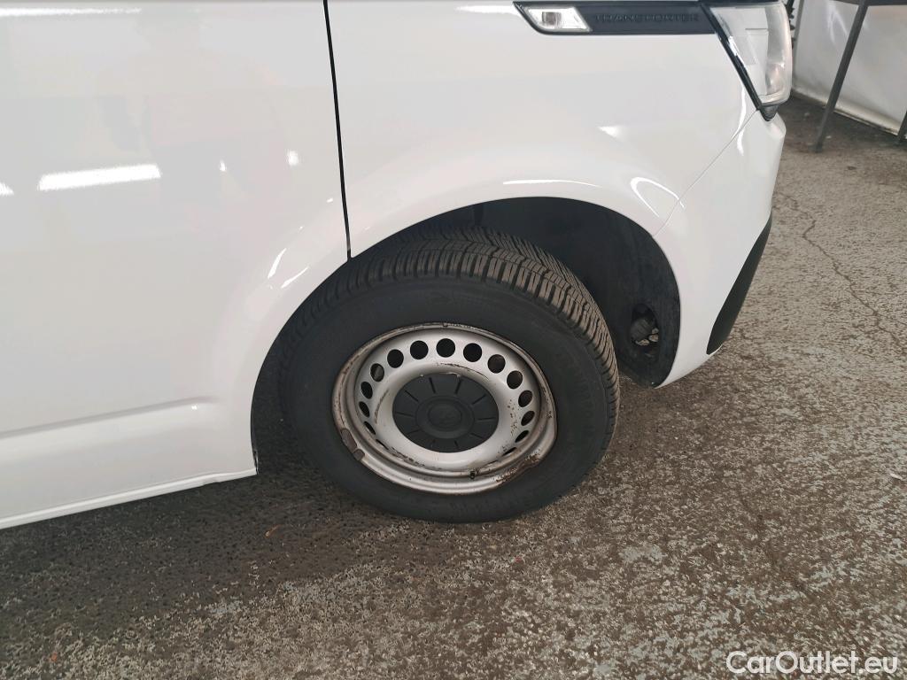  Volkswagen  Transporter VOLKSWAGEN  VU 4p Fourgon 2.0 TDi 110 L2H1 Busi Line Plu #32