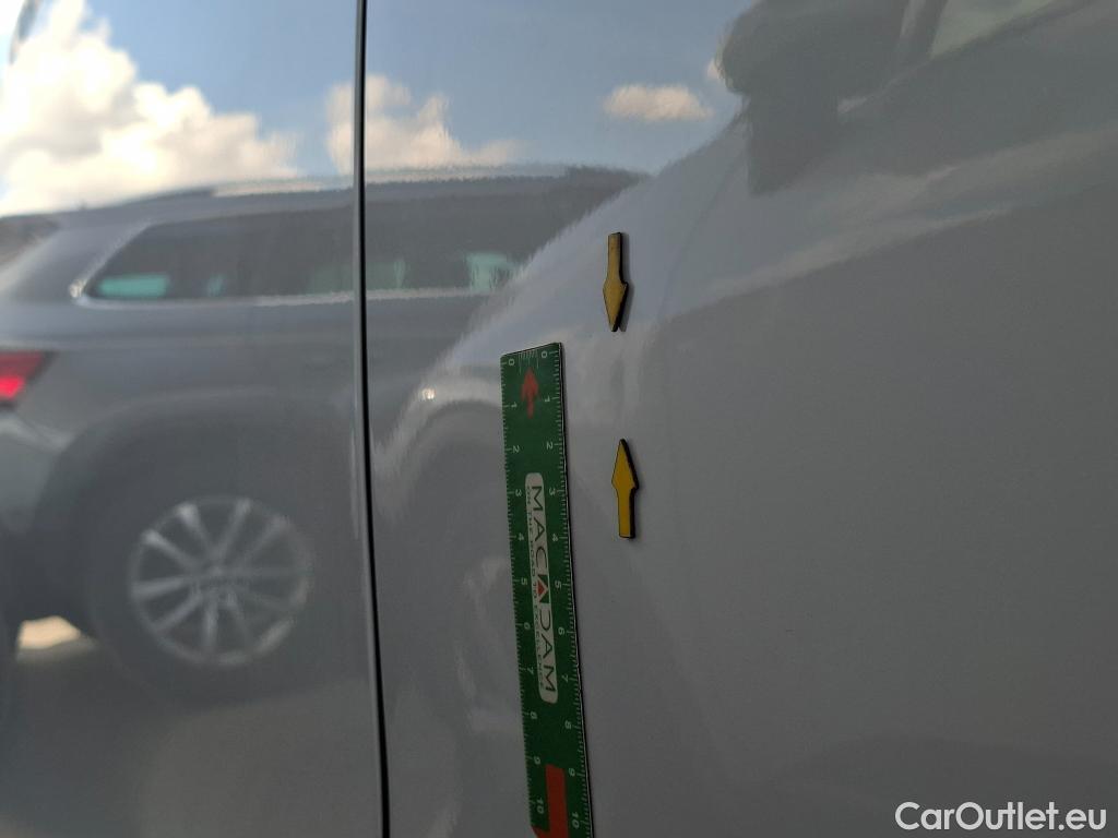  Land Rover  Discovery TOYOTA Proace / 2024 / 4P / Fourgon tôlé Medium 1.5 120 BVM Start #19