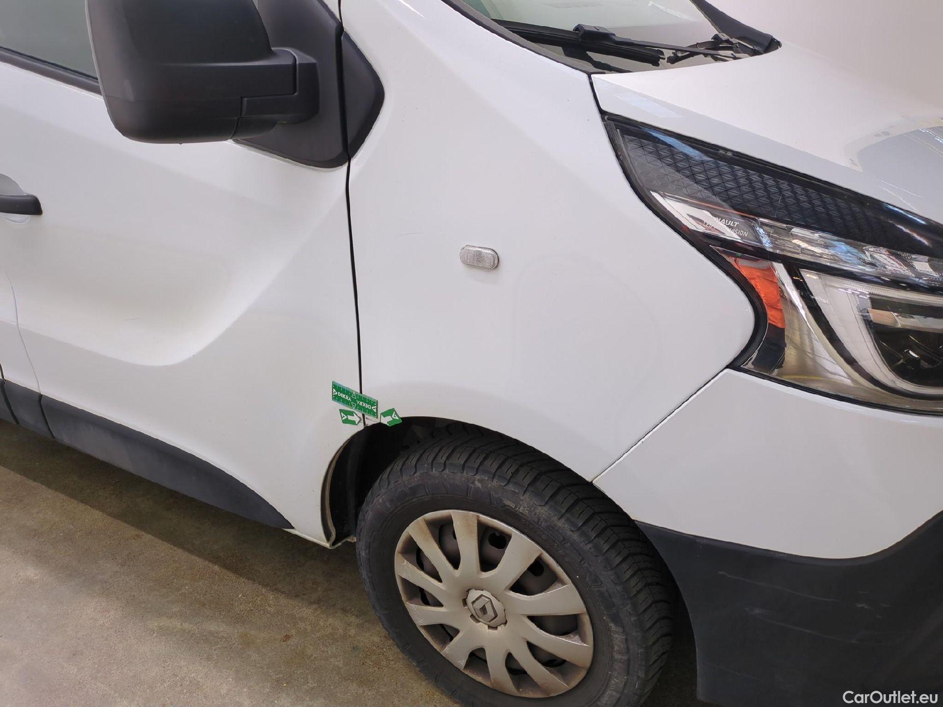  Renault  Trafic RENAULT  / 2019 / 4P / Fourgon tole NV FG GCF L2H2 1200 Energy dCi 145 #30