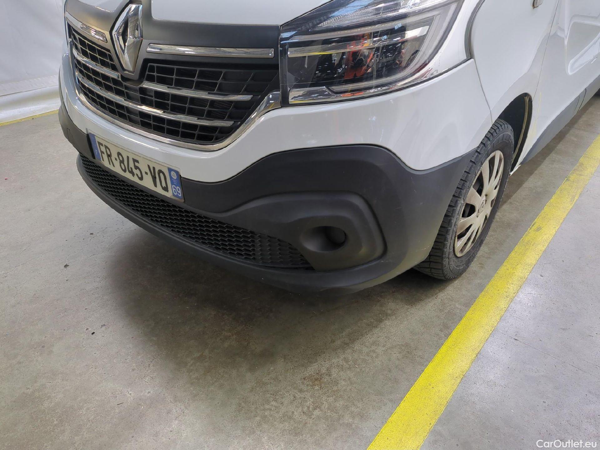  Renault  Trafic RENAULT  / 2019 / 4P / Fourgon tole NV FG GCF L2H2 1200 Energy dCi 145 #3