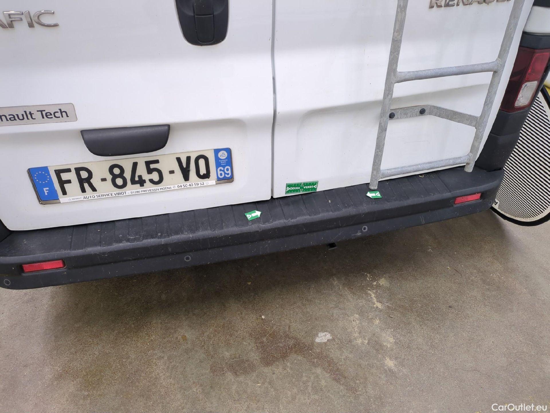  Renault  Trafic RENAULT  / 2019 / 4P / Fourgon tole NV FG GCF L2H2 1200 Energy dCi 145 #15