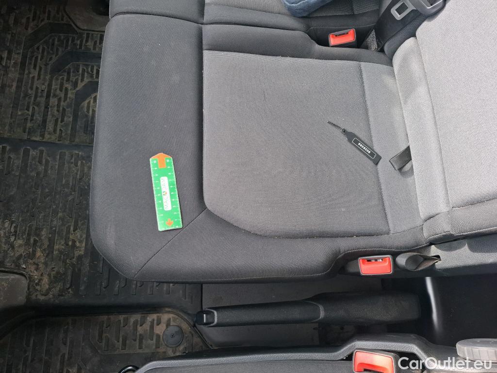  Volkswagen  Crafter  Fourgon Fourgon 35 mittlerer Radstand mit Hochdach FWD 2.0 #16