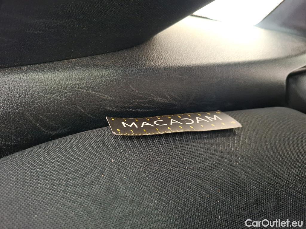  Mercedes  B-Klasse MERCEDES-BENZ Classe B / 2019 / 5P / monospace B 250e Business Line Edition #12