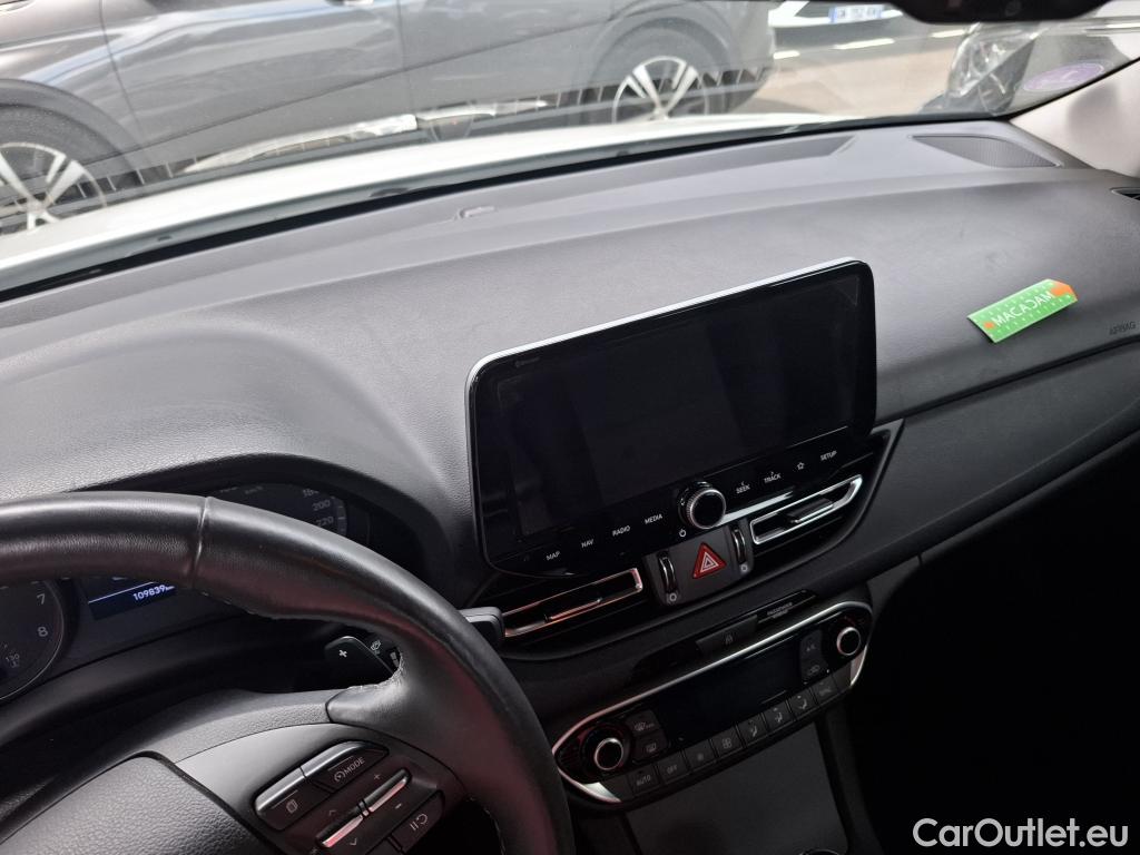  Hyundai  i30 HYUNDAI  / 2020 / 5P / Berline 1.0 T-GDI 120 DCT-7 MHEV CREATIVE #62