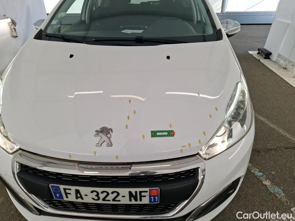  Peugeot  208 PEUGEOT  / 2015 / 5P / Berline &BLUEHDI 100 S&S ALLURE BUSINESS #1