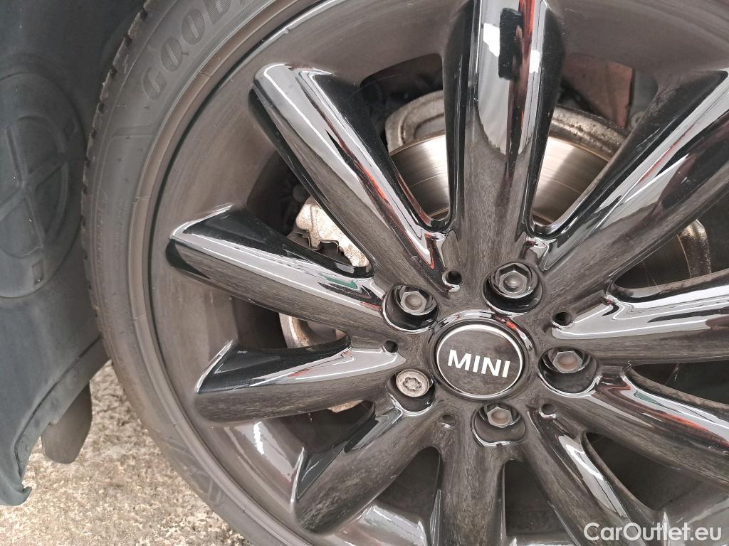  Mini  Cooper MINI Mini / 2014 / 5P / Berline One Finition Chili 102 ch BVA7 #11