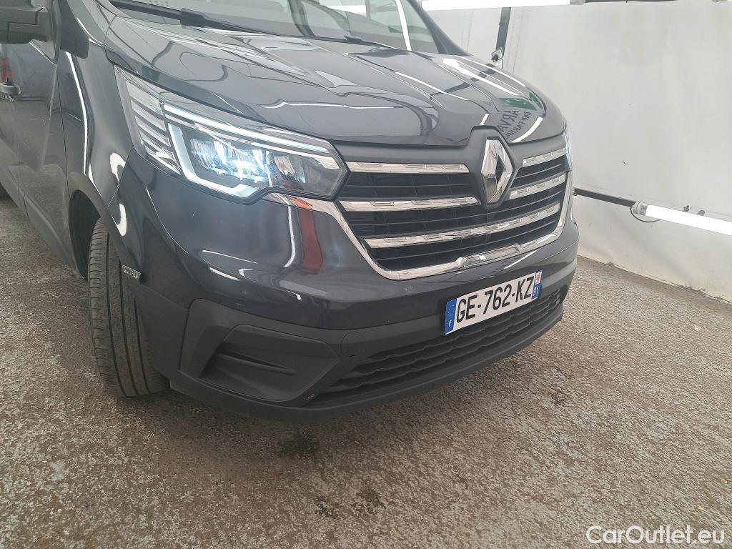  Renault  Trafic  III Combi L2H1 3 0t (8/9 Sièges) Zen 2.0 dCi 150CV BVM6 9 Sieges E6d #8