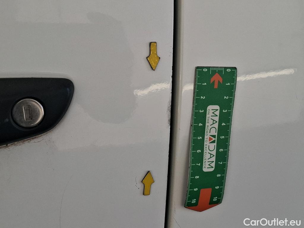  Citroen  Berlingo  Fourgon Club M 650 1.5 BlueHDi 100CV BVM5 E6dT #47