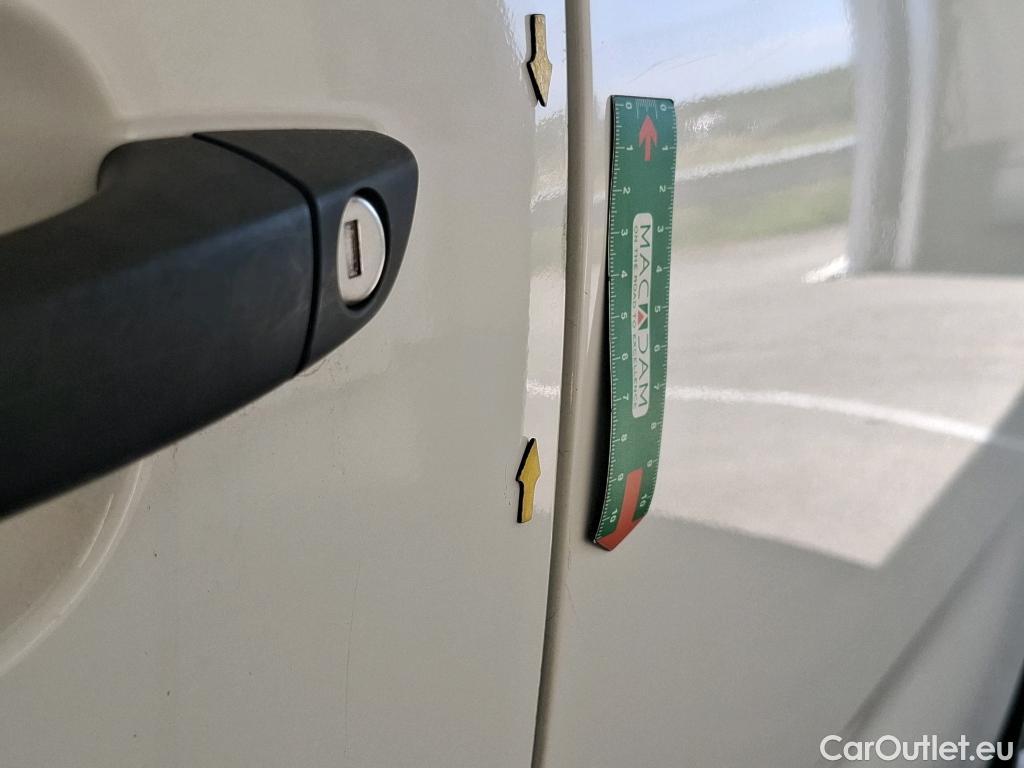  Citroen  Berlingo  Fourgon Club M 650 1.5 BlueHDi 100CV BVM5 E6dT #46