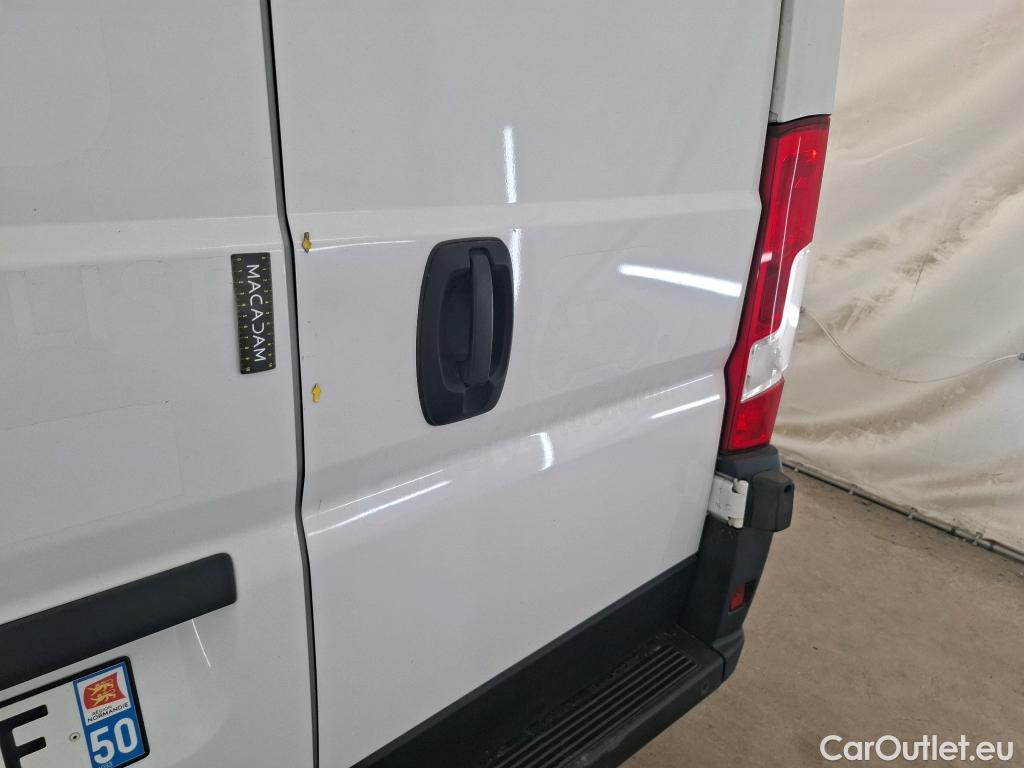  Fiat  Ducato FIAT   2014  4P  Fourgon tôlé H3 Power 120 3 0 C H1 Pack #5