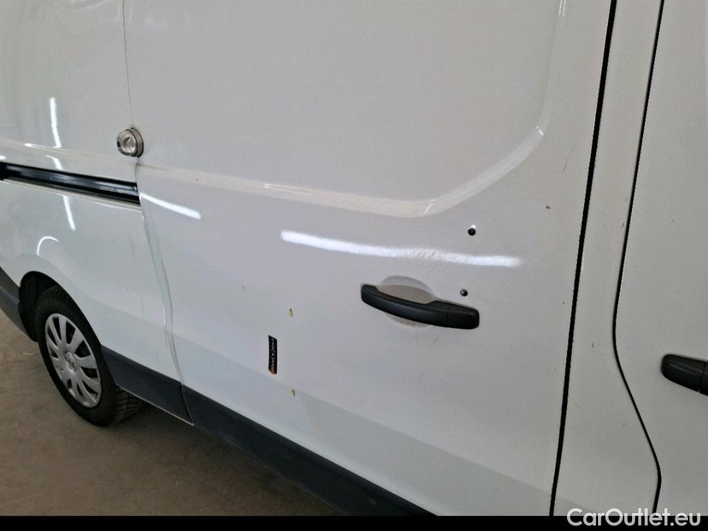  Renault  Trafic  Furgon Grand Confort L2H2 1200 1.6 dCi 125CV BVM6 E6 #26