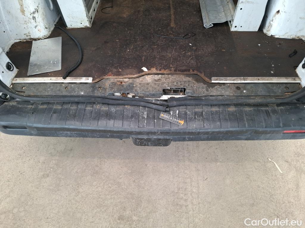  Renault  Trafic  Furgon Grand Confort L2H2 1200 1.6 dCi 125CV BVM6 E6 #54