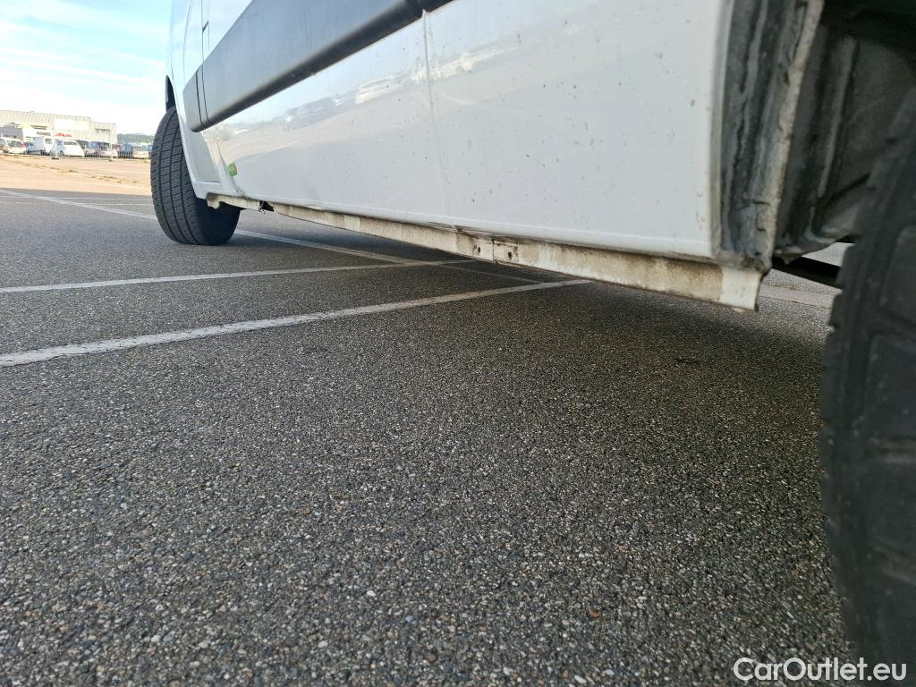  Renault  Master  III Fourgon L2H2 3 5 Grand Confort dCi 135CV BVM6 E6dT #20