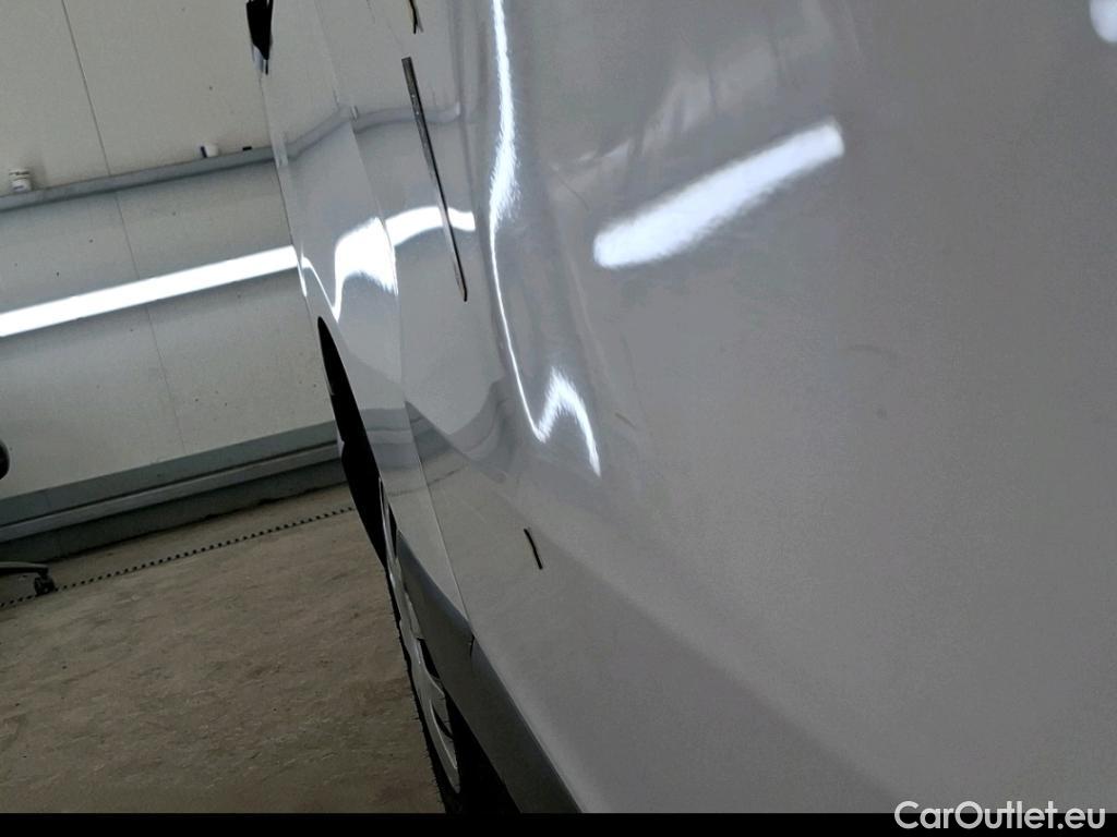 Renault  Trafic  Furgon Grand Confort L2H2 1200 1.6 dCi 125CV BVM6 E6 #31