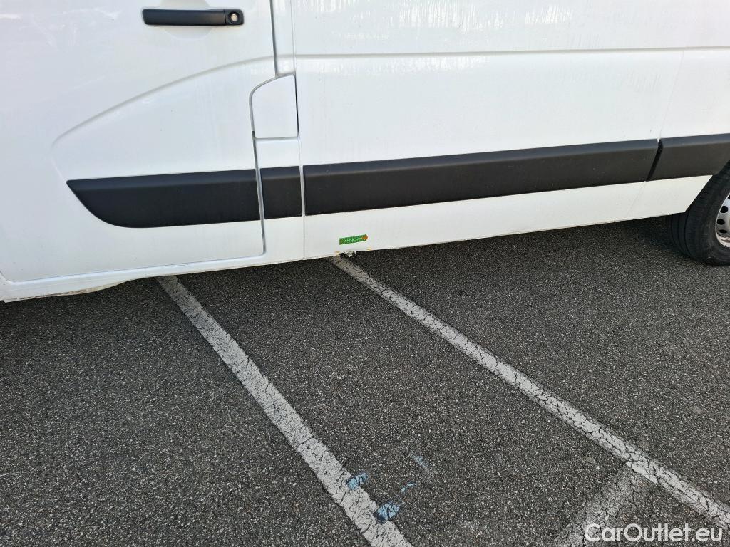  Renault  Master  III Fourgon L2H2 3 5 Grand Confort dCi 135CV BVM6 E6dT #16