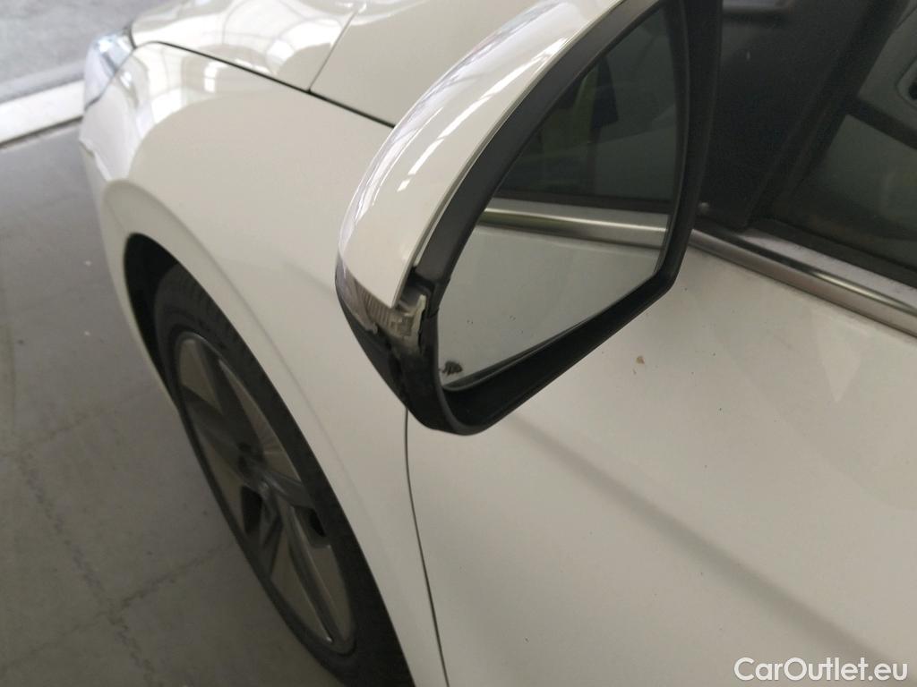  Hyundai   Ioniq HYUNDAI / 2019 / 5P / berlina con portón 1.6 GDI HEV Tecno DCT #42