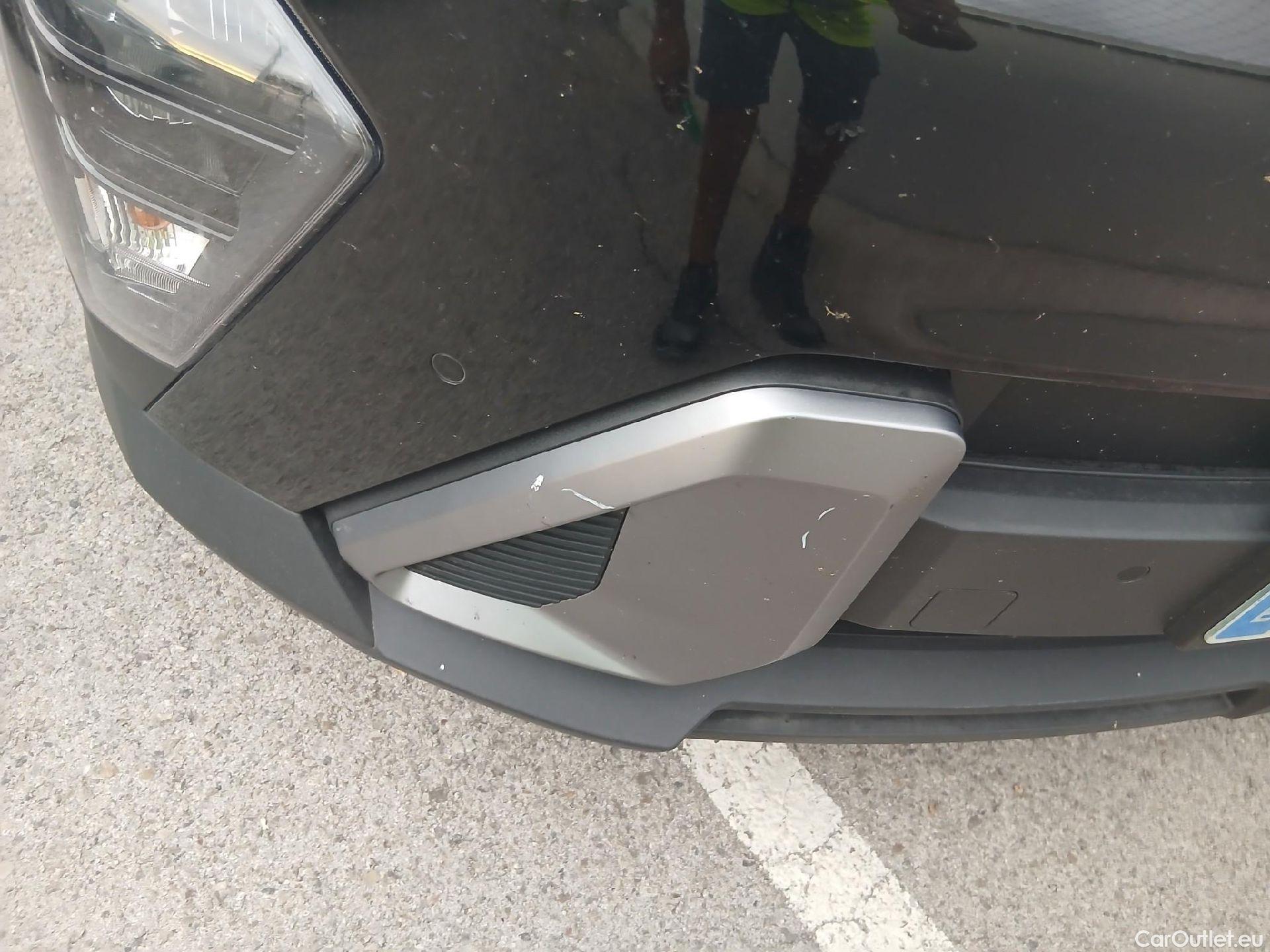  Hyundai  Konna HYUNDAI Kona / 2023 / 5P / todoterreno 1.6 GDI HEV Maxx DCT #7