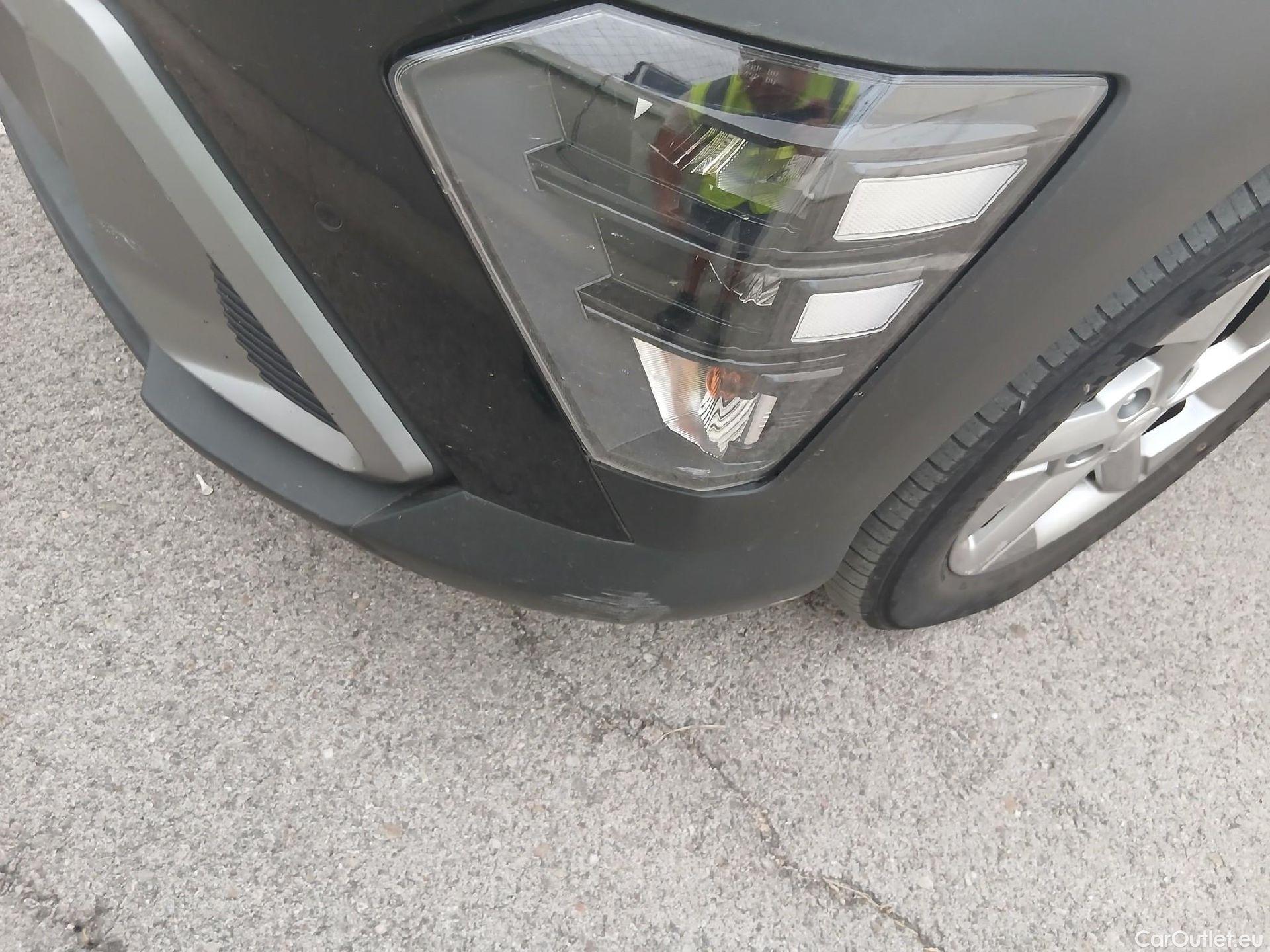  Hyundai  Konna HYUNDAI Kona / 2023 / 5P / todoterreno 1.6 GDI HEV Maxx DCT #6