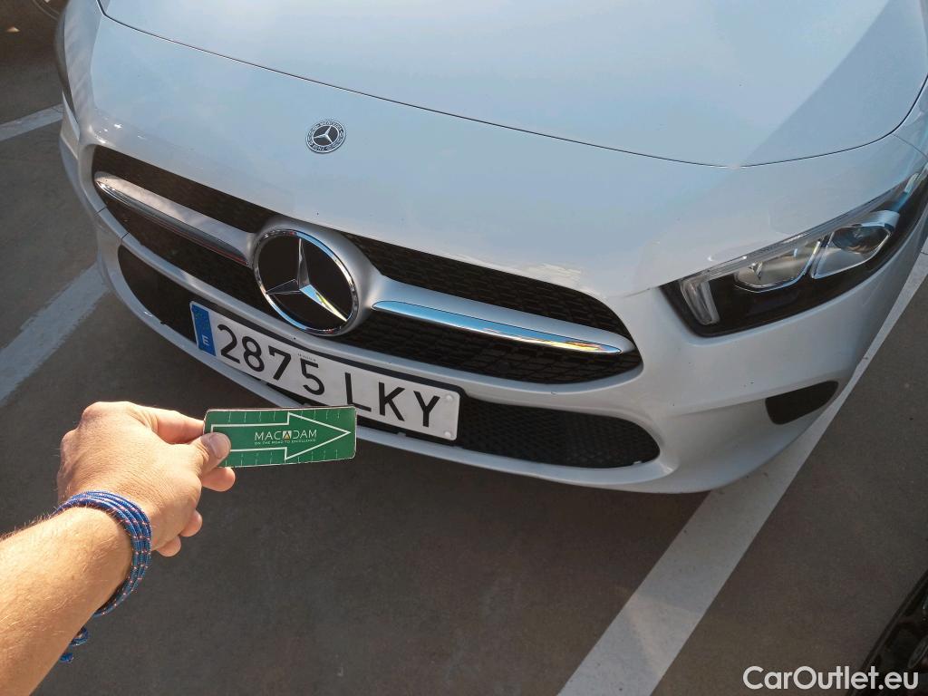  Mercedes  A-Klasse MERCEDES-BENZ Clase A / 2018 / 5P / berlina con portón A 250 e #12