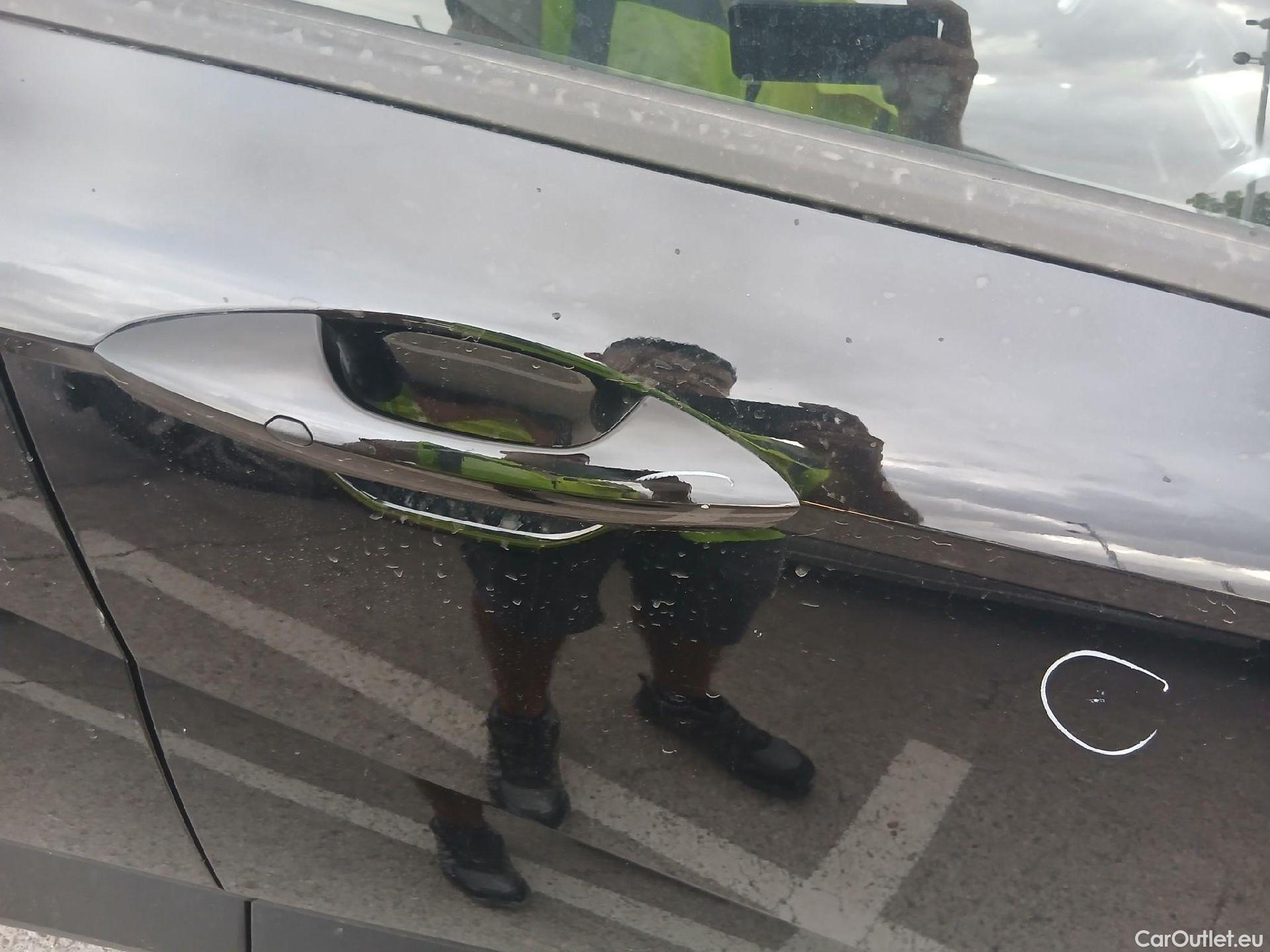  Hyundai  Konna HYUNDAI Kona / 2023 / 5P / todoterreno 1.6 GDI HEV Maxx DCT #23