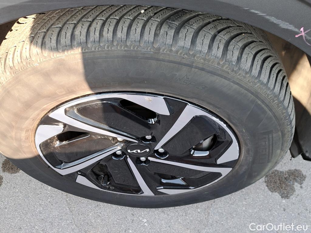  KIA  Sportage KIA  / 2022 / 5P / todoterreno 1.6 T-GDi HEV 171kW (230CV) Drive 4X2 #1