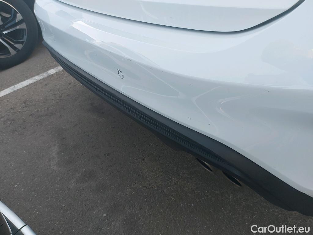  Ford  Focus FORD  / 2018 / 5P / berlina con portón 1.0 Ecoboost MHEV 92kW ST-Line #32