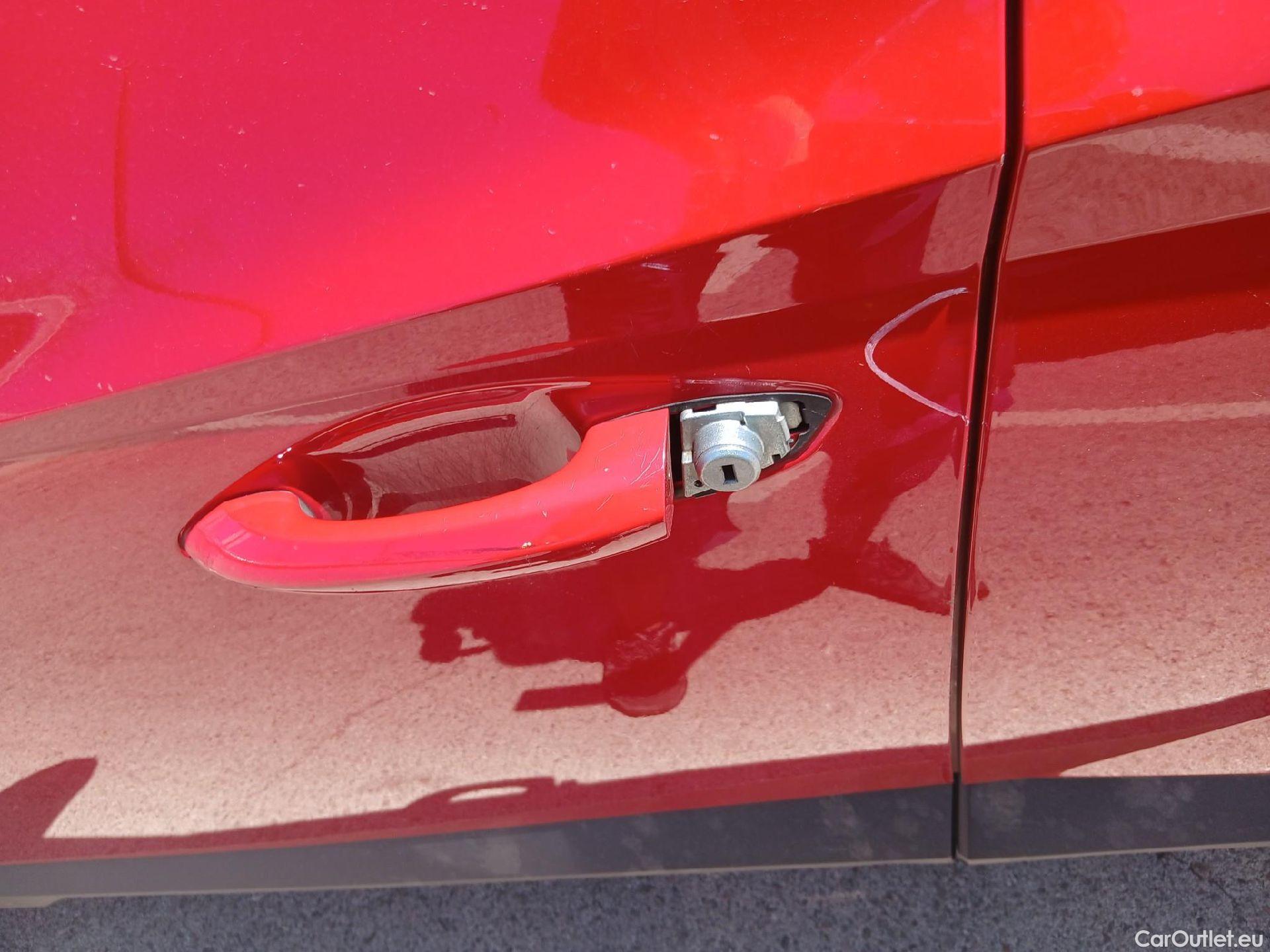  Hyundai  Tucson HYUNDAI  / 2020 / 5P / todoterreno 1.6 TGDI PHEV 195kW Maxx Auto 4X4 #20