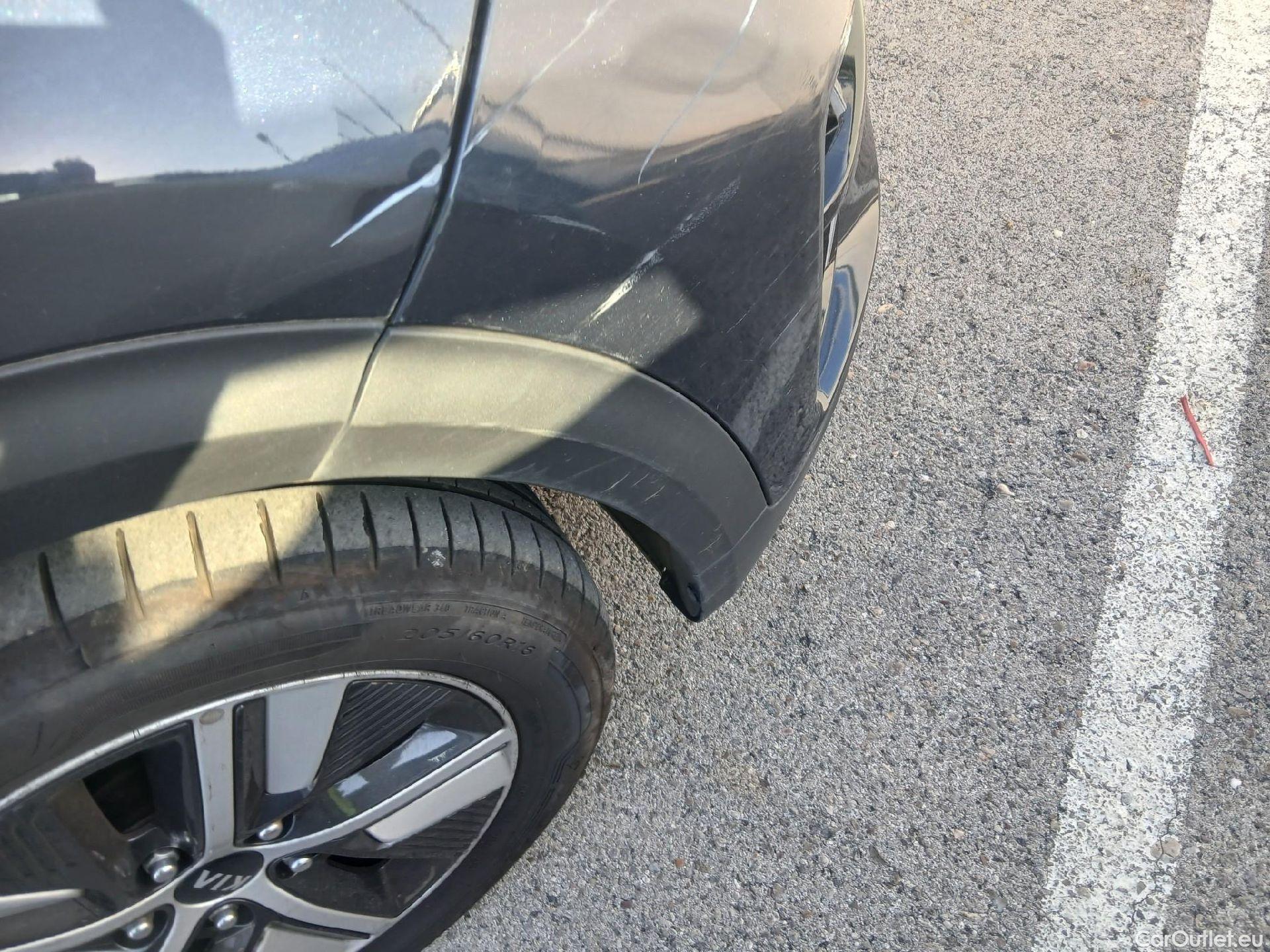  KIA  Niro KIA  / 2019 / 5P / crossover 1.6 GDi HEV 104kW (141CV) Drive #42