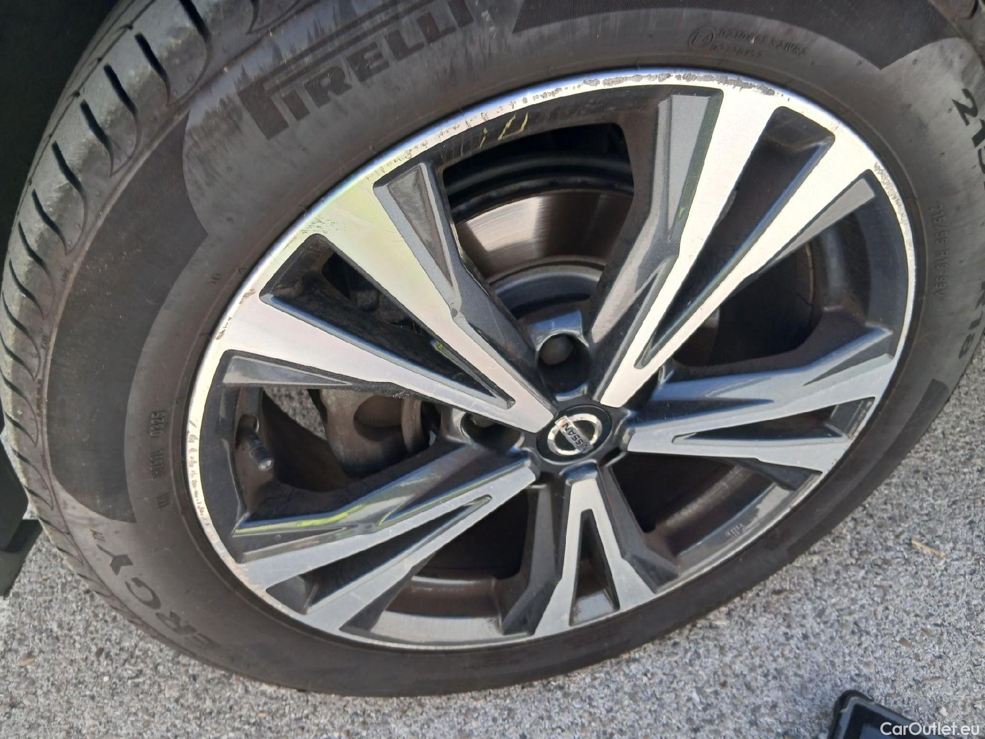  Nissan  Qashqai NISSAN  / 2017 / 5P / todoterreno DIG-T 103 kW (140 CV) E6D N-CONNECTA #9