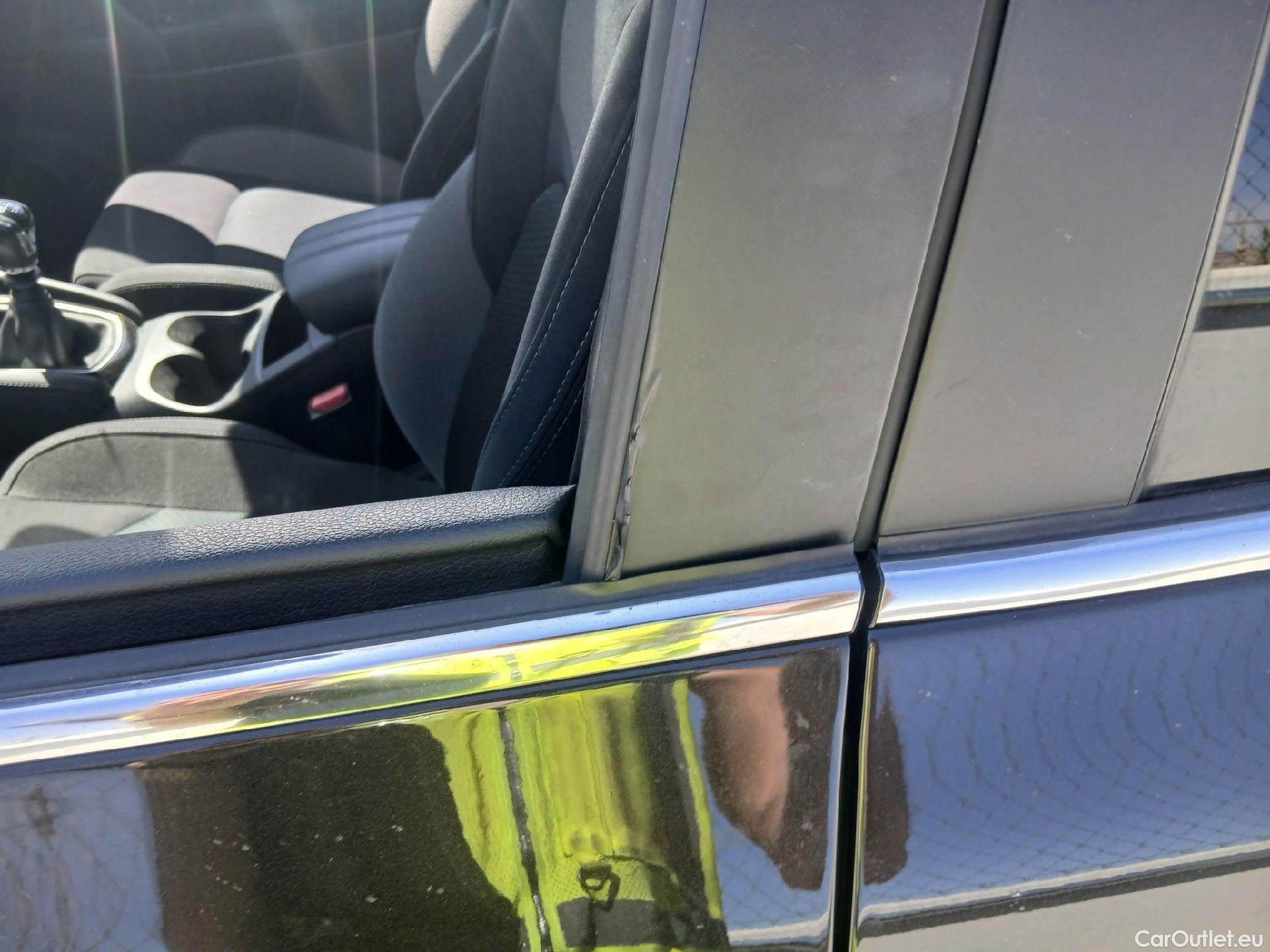  Nissan  Qashqai NISSAN  / 2017 / 5P / todoterreno DIG-T 103 kW (140 CV) E6D N-CONNECTA #13