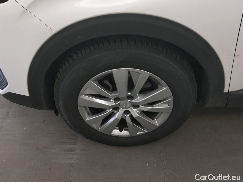  Peugeot  3008  Active Pack 1.5 HDi 130CV AT8 E6d #13