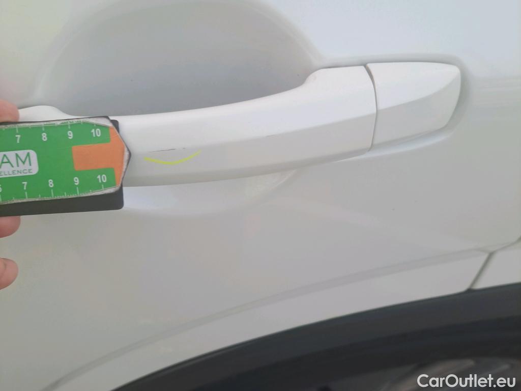 Nissan  Qashqai NISSAN  / 2021 / 5P / todoterreno DIG-T 116kW (158CV) mHEV Xtronic Acenta (AC2) #33