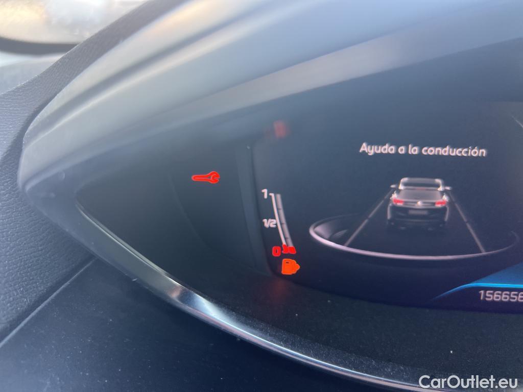  Peugeot  3008 PEUGEOT  / 2020 / 5P / todoterreno 1.5 BlueHDi 96kW S&S Active Pack EAT8 #33