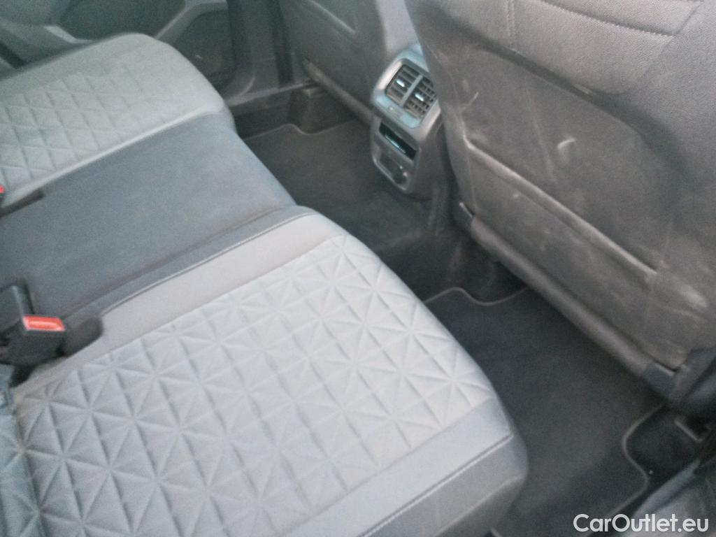  Volkswagen  Tiguan VOLKSWAGEN  / 2020 / 5P / todoterreno Life 2.0 TDI 90kW (122CV) #1