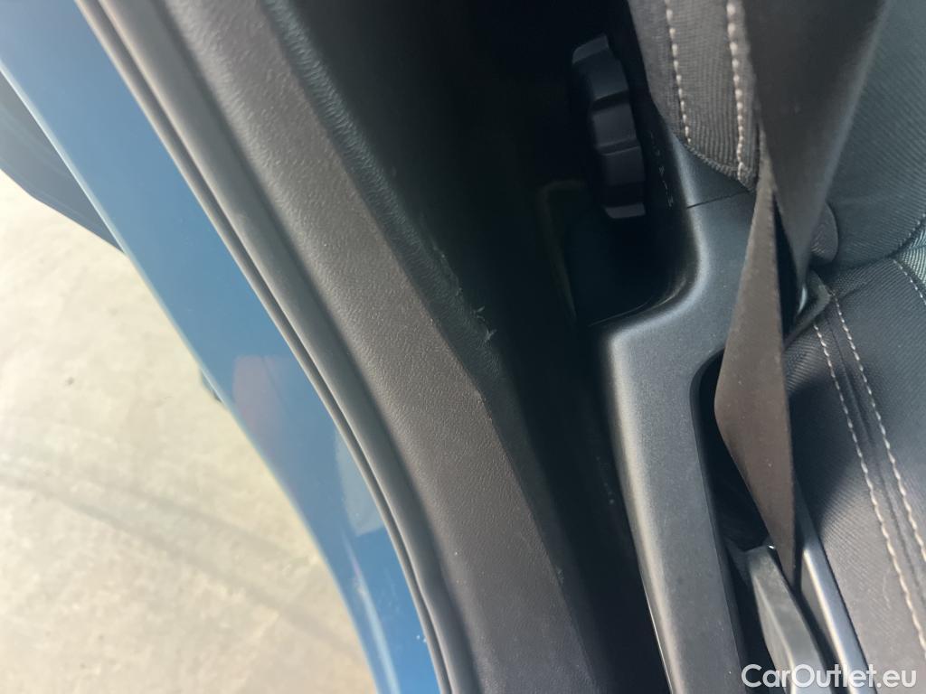  Volvo  XC 40 VOLVO XC40 / 2021 / 5P / todoterreno 2.0 B3 G Core Auto #34