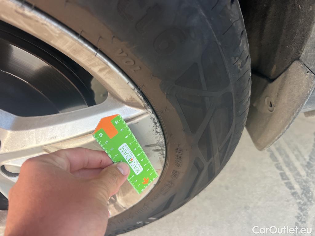  Volvo  XC 40 VOLVO XC40 / 2021 / 5P / todoterreno 2.0 B3 G Core Auto #27