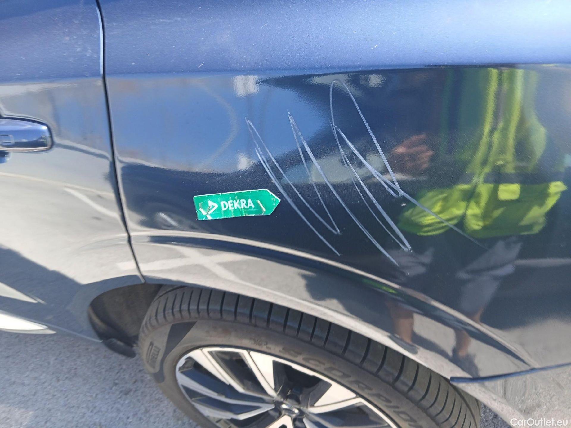  Volvo  XC60 VOLVO  / 2017 / 5P / todoterreno 2.0 B4 D AWD Plus Bright Auto #20