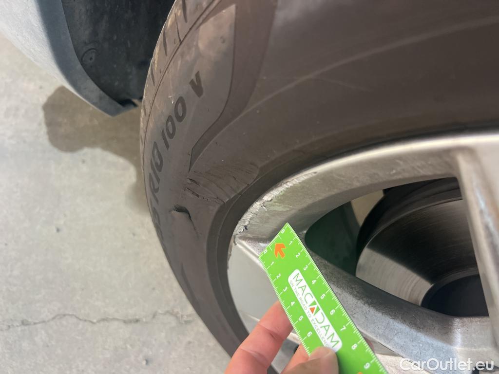  Volvo  XC 40 VOLVO XC40 / 2021 / 5P / todoterreno 2.0 B3 G Core Auto #25
