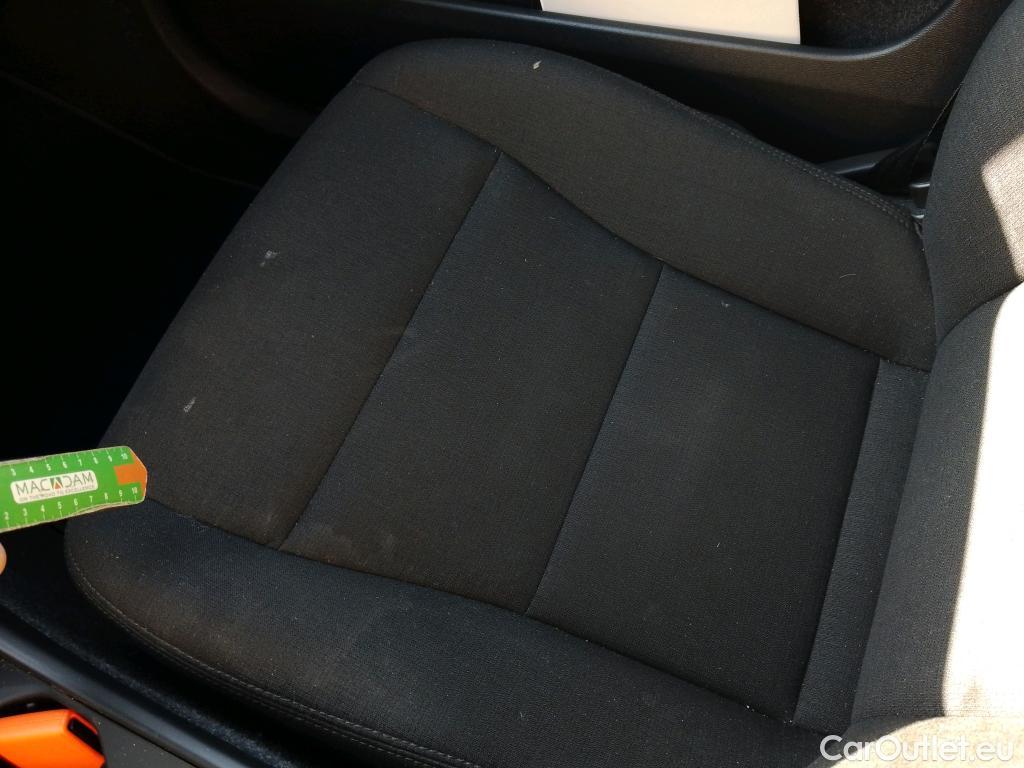  Volvo  XC 40 VOLVO XC40 / 2017 / 5P / todoterreno 1.5 T2 Momentum Core Auto #8