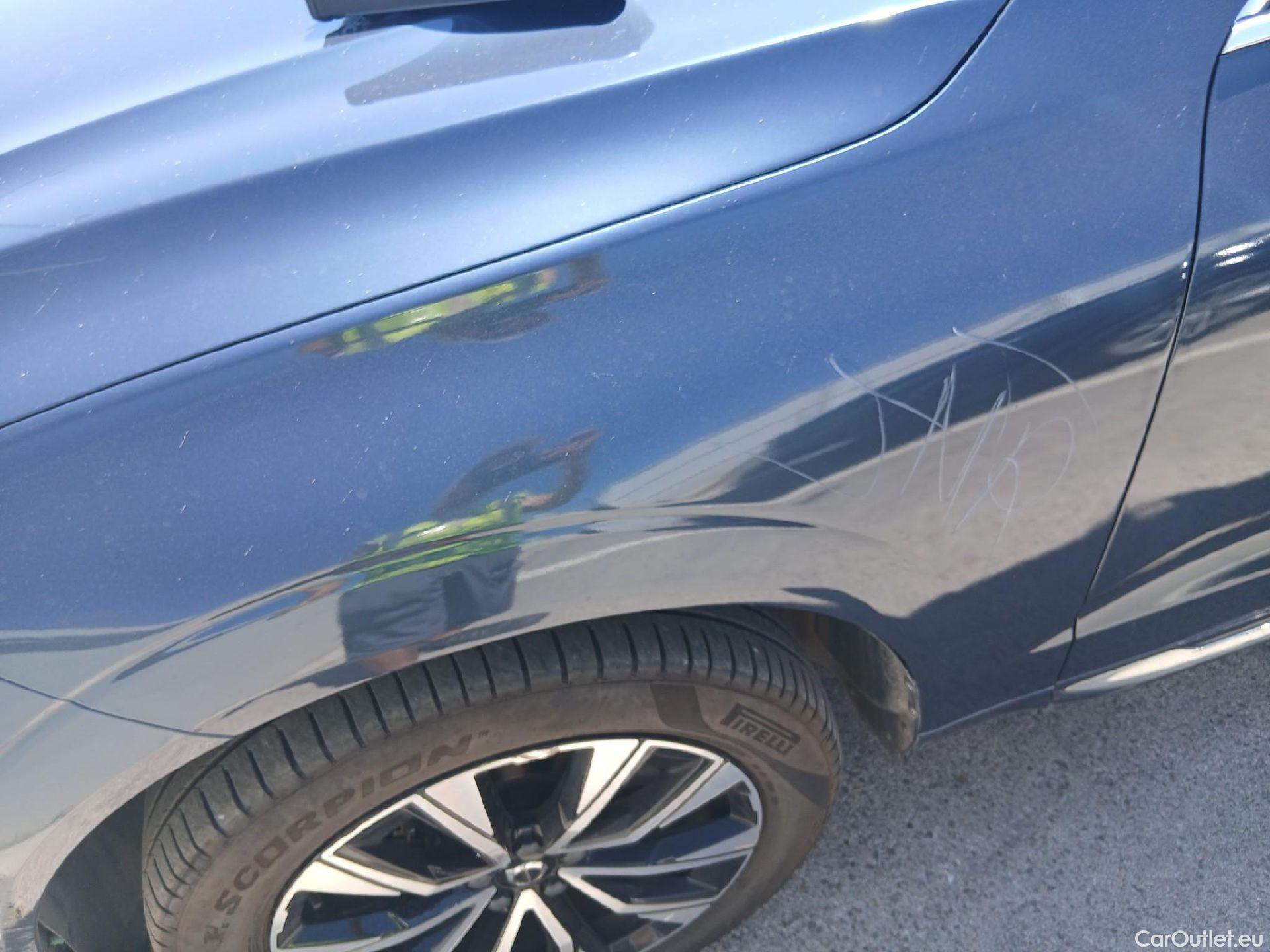  Volvo  XC60 VOLVO  / 2017 / 5P / todoterreno 2.0 B4 D AWD Plus Bright Auto #10