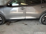  Peugeot  2008 PEUGEOT  / 2019 / 5P / CROSSOVER BLUEHDI 130 EAT8 ALLURE PACK S/S AUT. #79