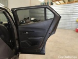  Peugeot  2008 PEUGEOT  / 2019 / 5P / CROSSOVER BLUEHDI 130 EAT8 ALLURE PACK S/S AUT. #102