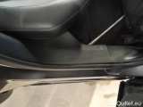  Peugeot  2008 PEUGEOT  / 2019 / 5P / CROSSOVER BLUEHDI 130 EAT8 ALLURE PACK S/S AUT. #104
