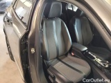  Peugeot  2008 PEUGEOT  / 2019 / 5P / CROSSOVER BLUEHDI 130 EAT8 ALLURE PACK S/S AUT. #132