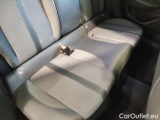  Peugeot  2008 PEUGEOT  / 2019 / 5P / CROSSOVER BLUEHDI 130 EAT8 ALLURE PACK S/S AUT. #136