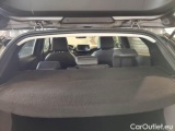  Peugeot  2008 PEUGEOT  / 2019 / 5P / CROSSOVER BLUEHDI 130 EAT8 ALLURE PACK S/S AUT. #148