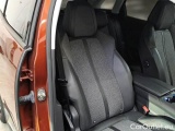  Peugeot  3008 PEUGEOT  / 2016 / 5P / SUV BLUEHDI 130 EAT8 SeS ALLURE #13